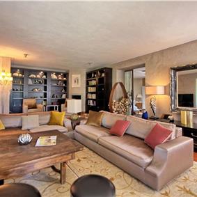 5 bedroom villa with pool and tennis court near San Gimignano, sleeps 10